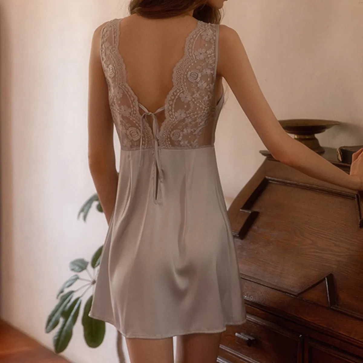 Arlo satin slip