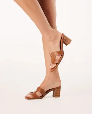 Billini Elcie Block Heel Slide - Tan