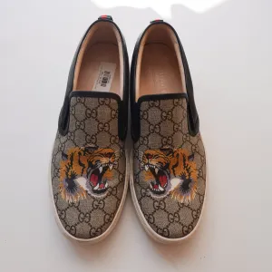 Gucci Tiger Monogram Slip Ons - Fit 10