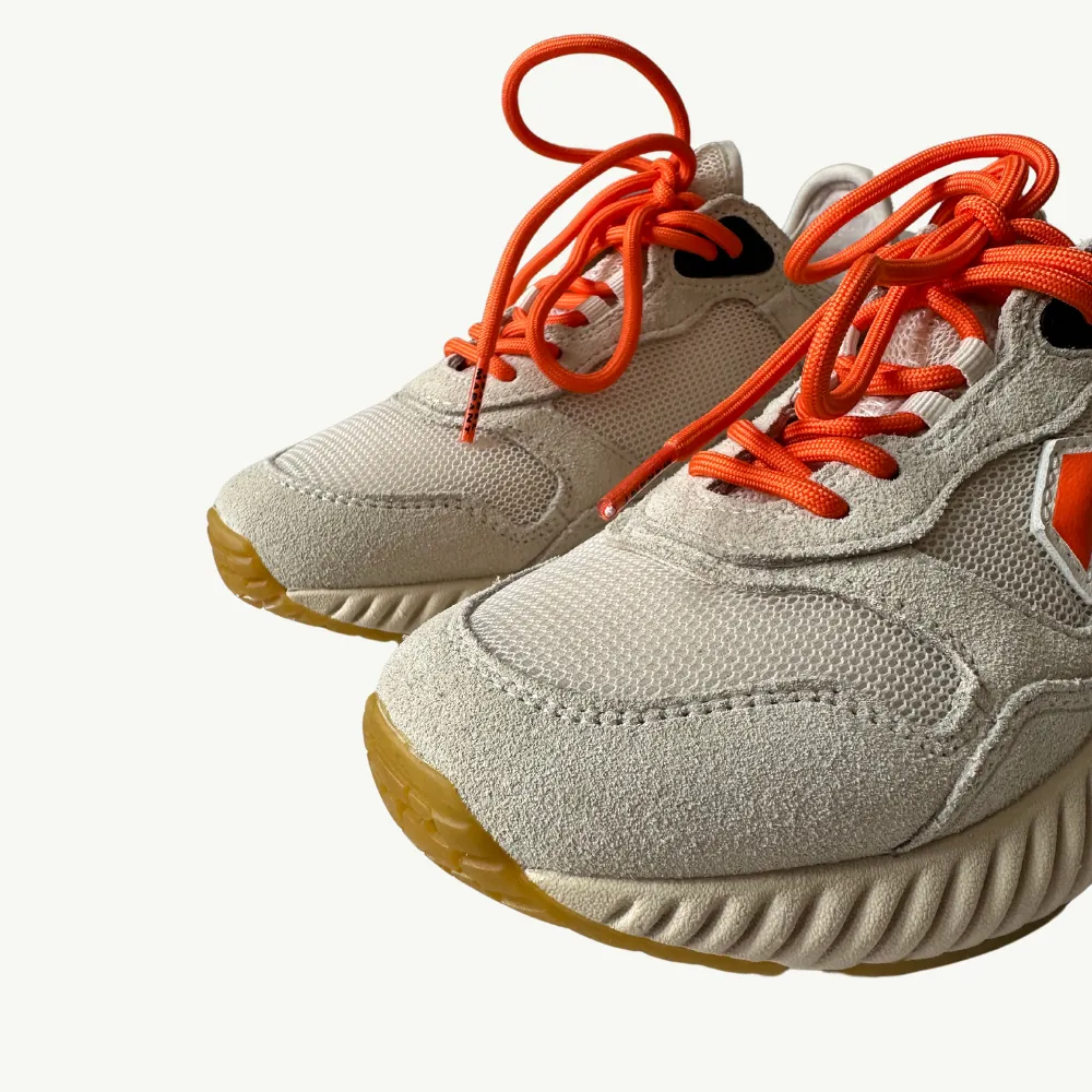 Isabel Marant Ewie Sneakers - Ecru/Orange