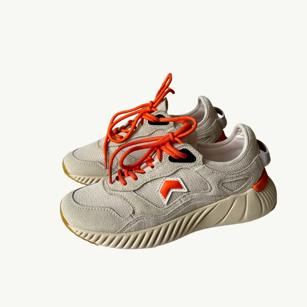 Isabel Marant Ewie Sneakers - Ecru/Orange