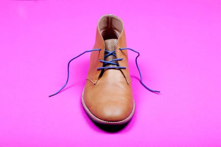 Mavericks Dylan shoelace in blue waxed cotton
