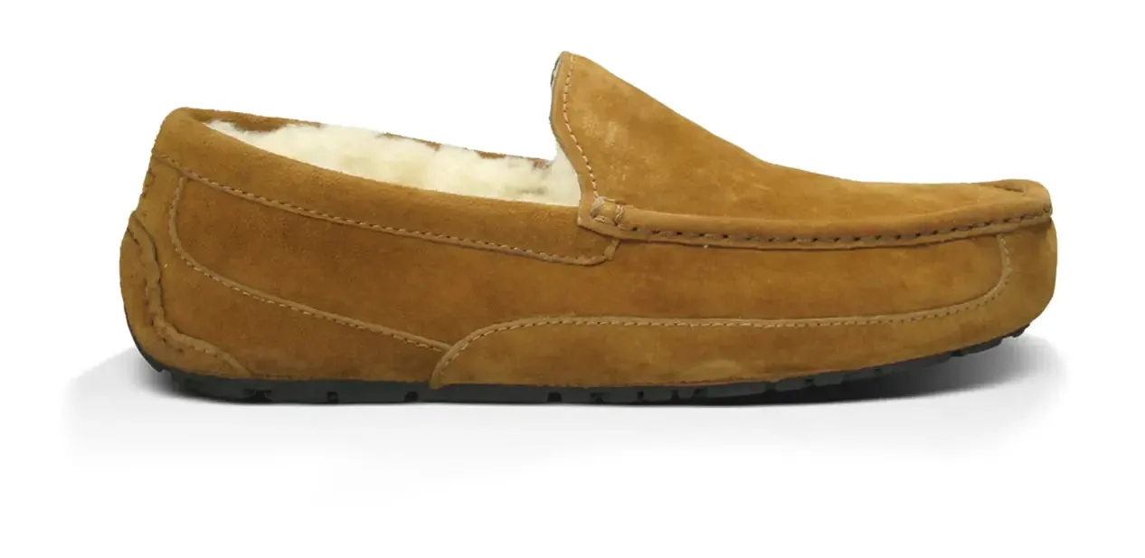 Mens UGG Ascot (Suede)  Classic Moc-Toe Slipper with Indoor/Outdoor Comfort