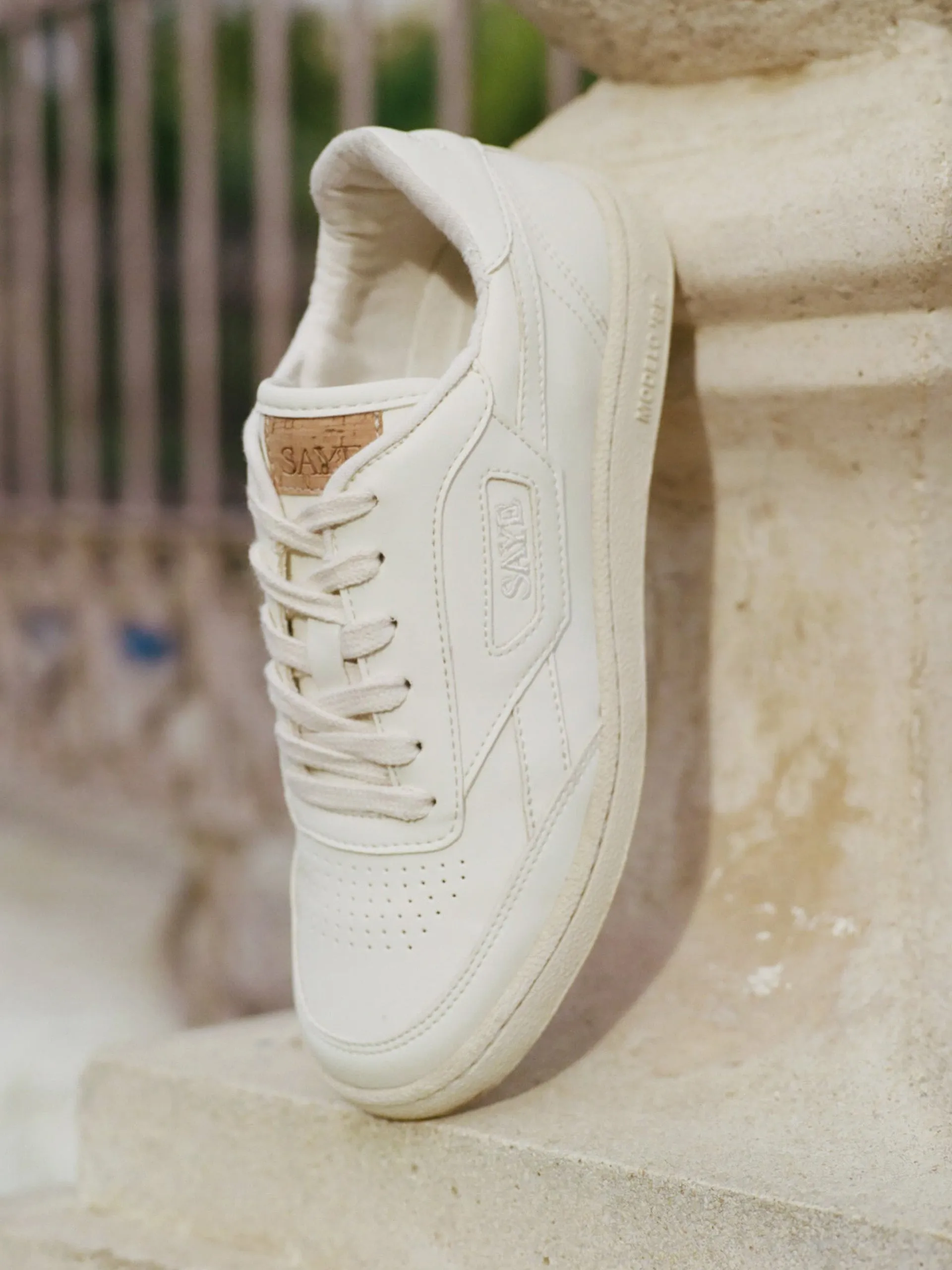 Modelo '89 in off white