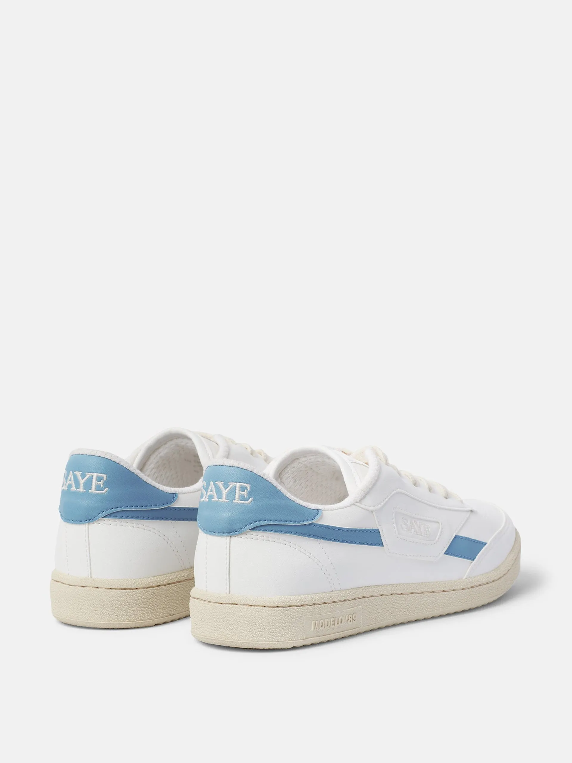 Modelo '89 trainer in Azul