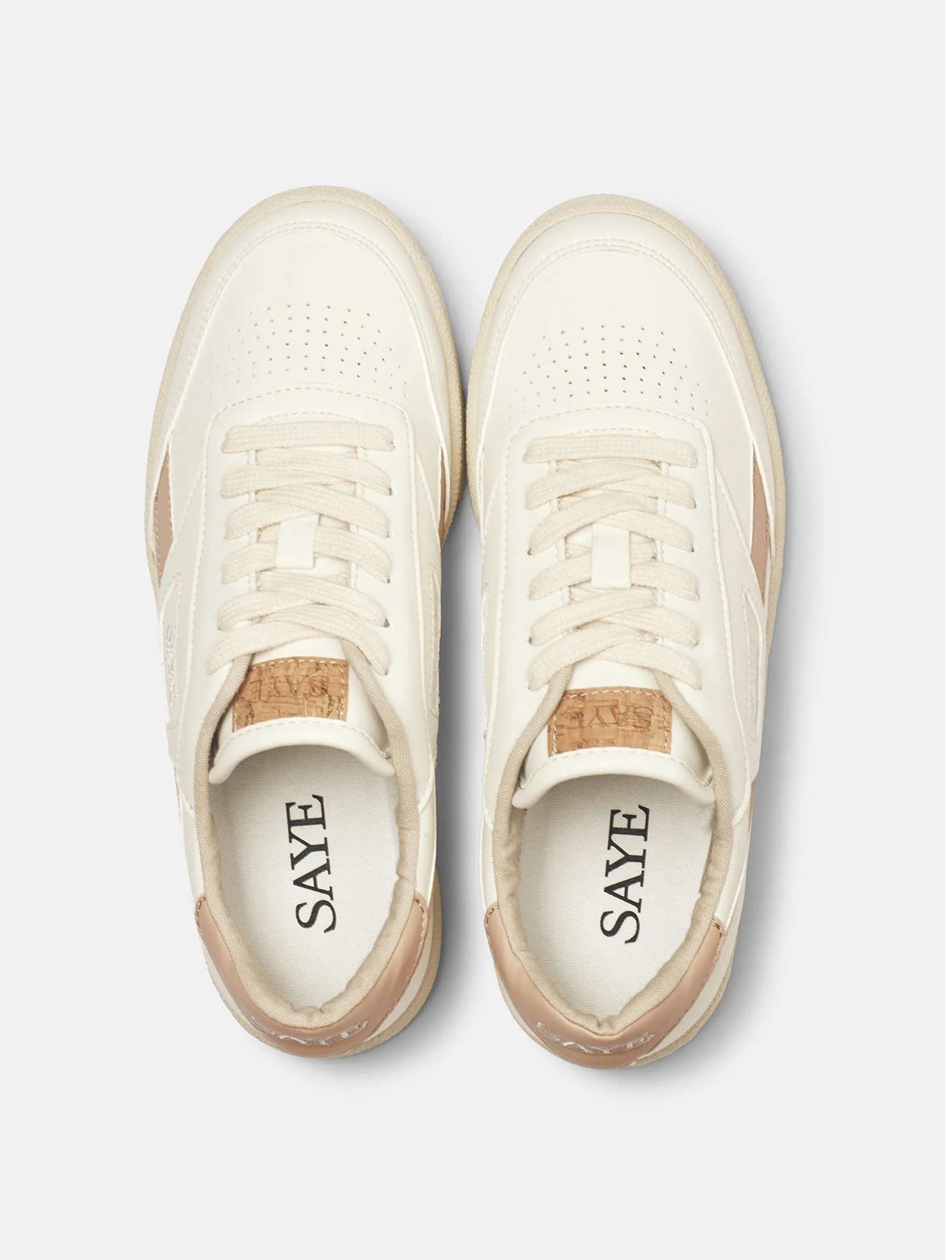 Modelo '89 trainer in beige