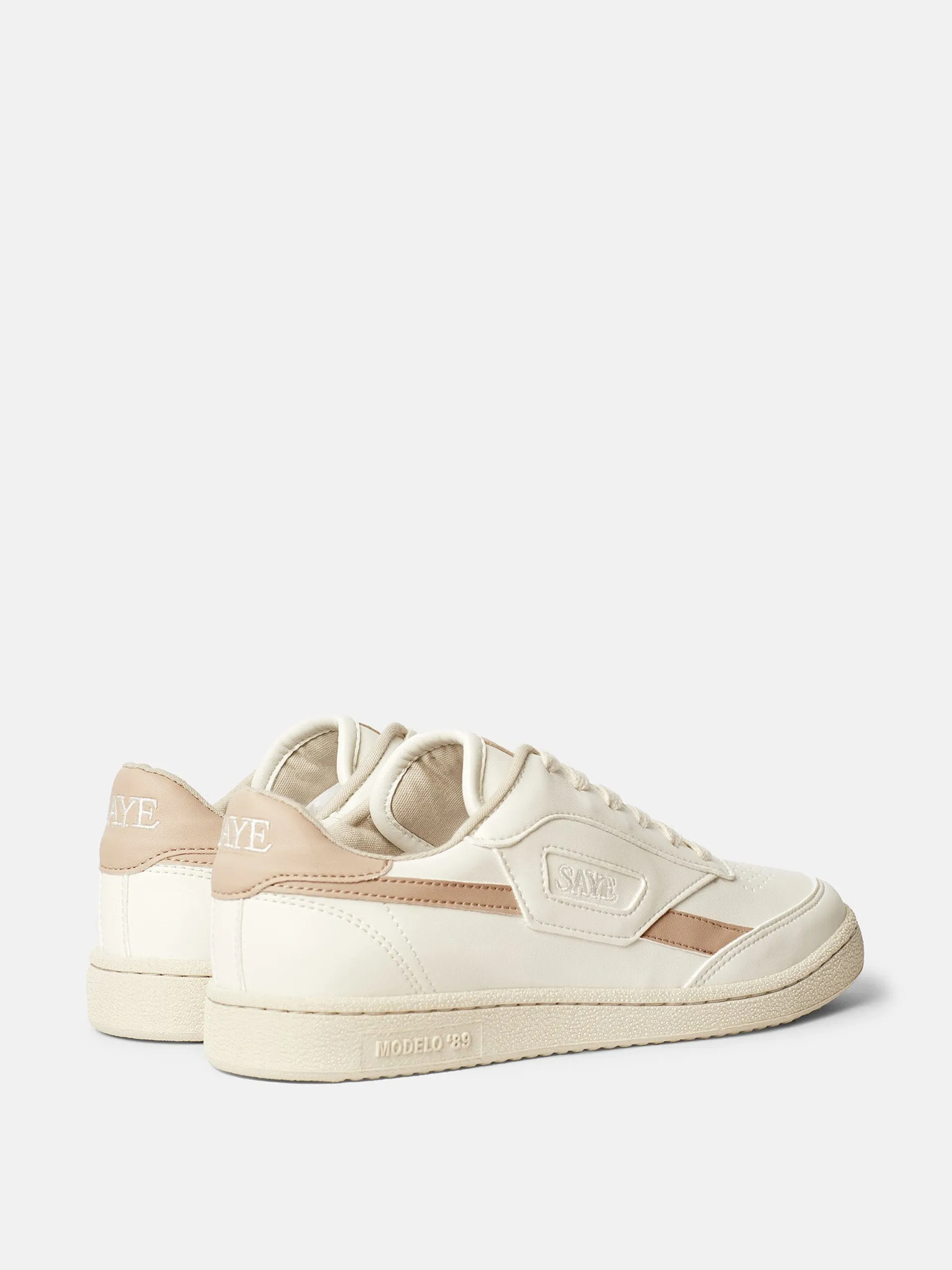 Modelo '89 trainer in beige