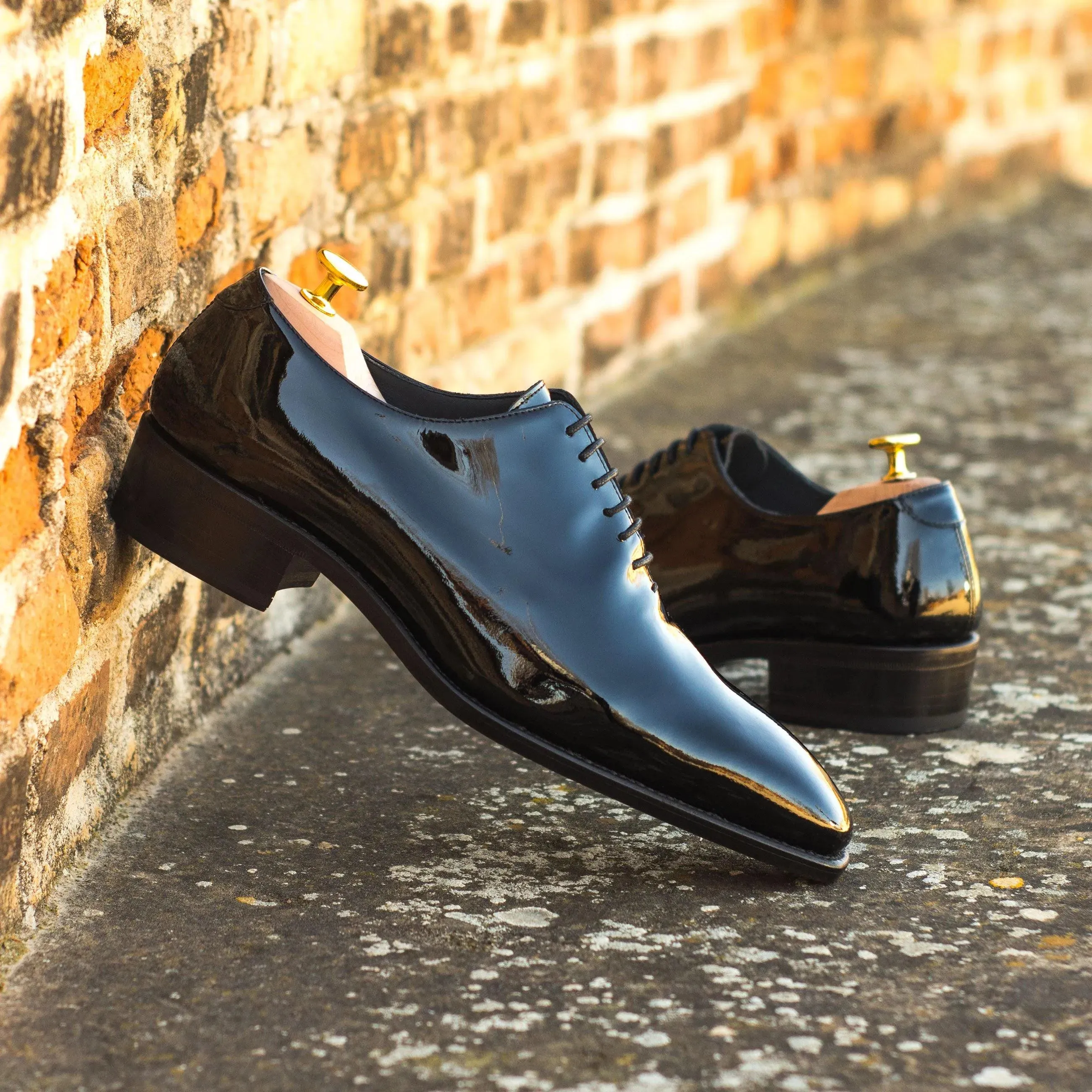 Proper Wholecut shoes