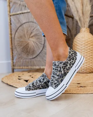 Very G Aman Prints Sneakers - Tan Leopard