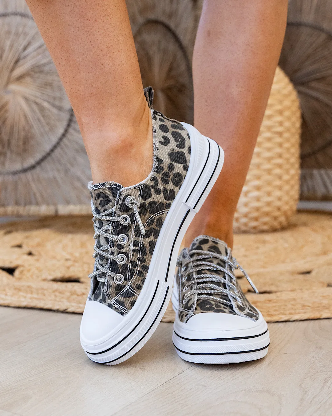 Very G Aman Prints Sneakers - Tan Leopard