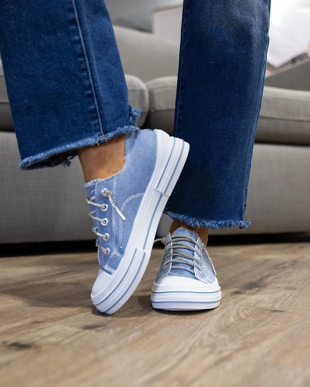Very G Aman Sparkle Sneakers - Blue